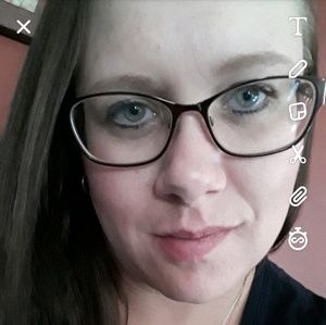 Meet your Posher, Stacey